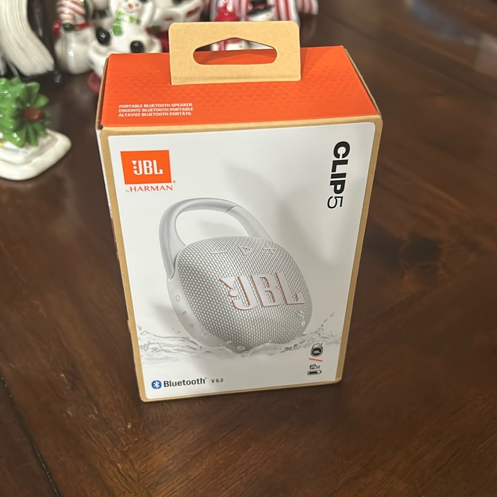 JBL clip 5